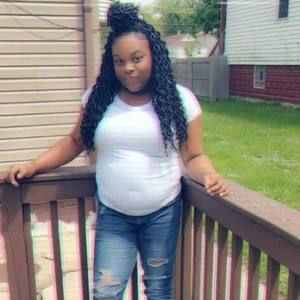 Meet your Posher, Maya